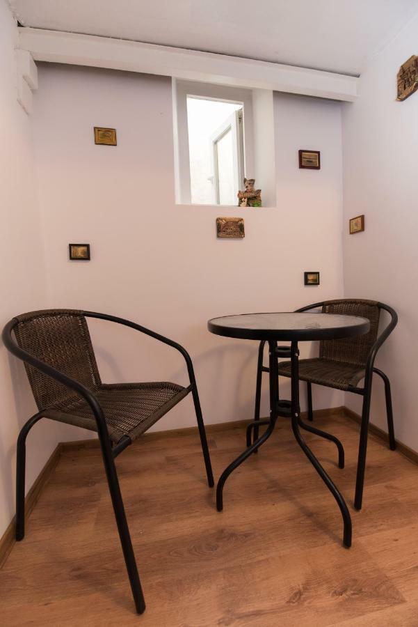 בוקרשט Queen Holiday Apartment מראה חיצוני תמונה