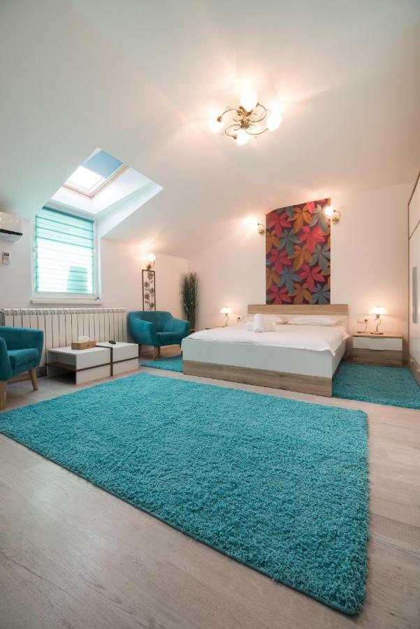 בוקרשט Queen Holiday Apartment מראה חיצוני תמונה